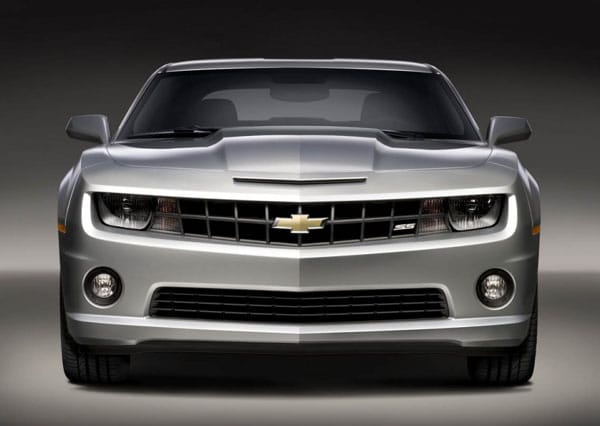 Chevrolet Camaro arka üç çeyrek görünümü