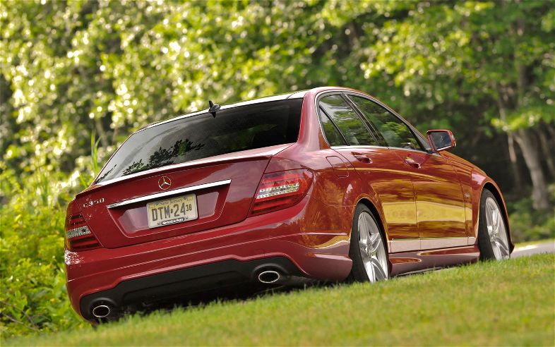 2012 Mercedes-Benz C350 Sedan otomobil arşiv görseli