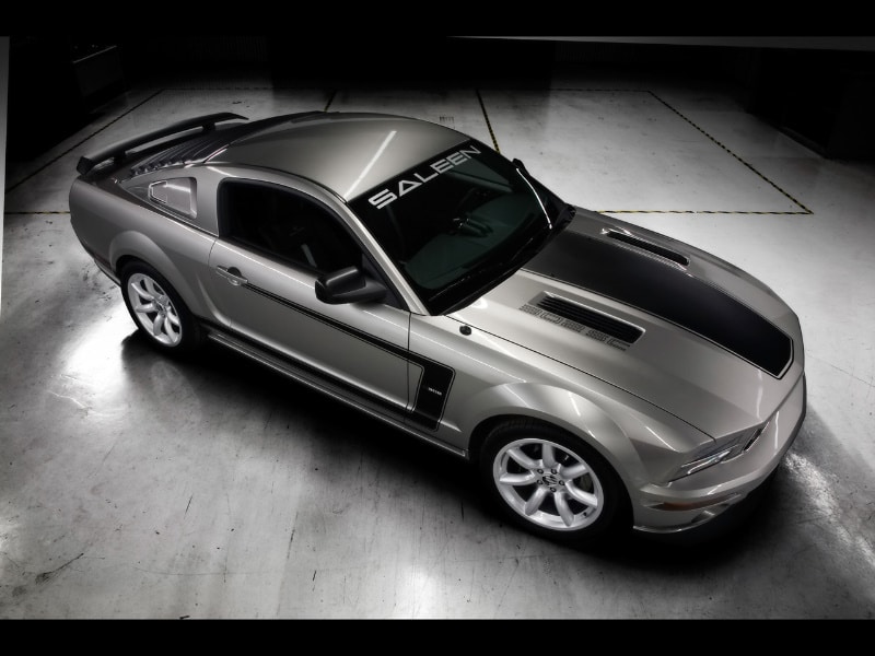 Saleen H281 Heritage üstten ön yan görünüm