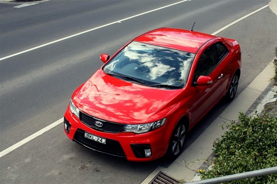 Kia Koup otomobil arşiv görseli
