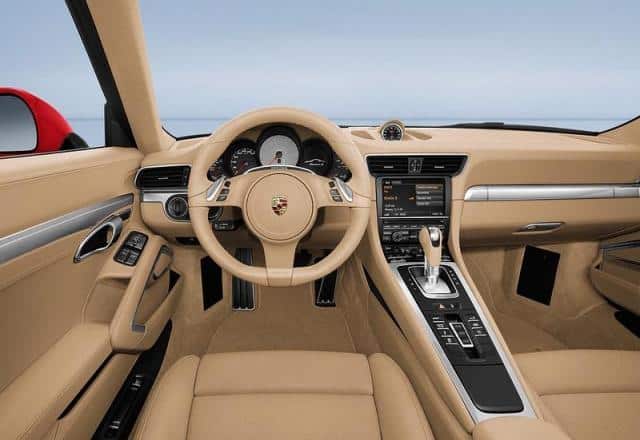 Porsche 911 991 bej kabin beşli gösterge ve PDK seçicisi