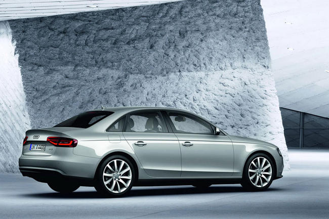 2012 Audi A4 otomobil arşiv görseli