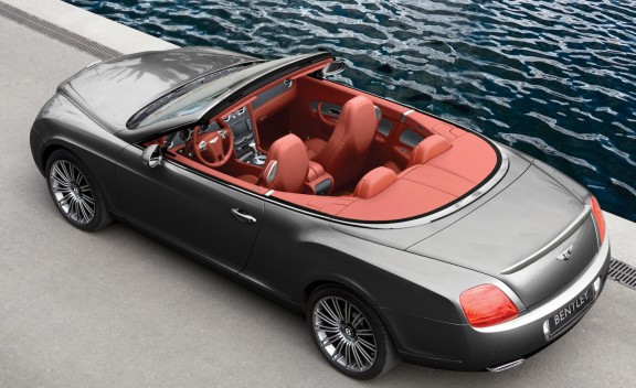 Bentley Continental GTC arka üst görünüm ve açık kabin