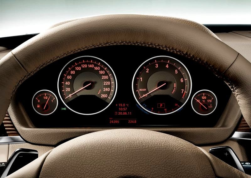 BMW F30 analog gösterge paneli