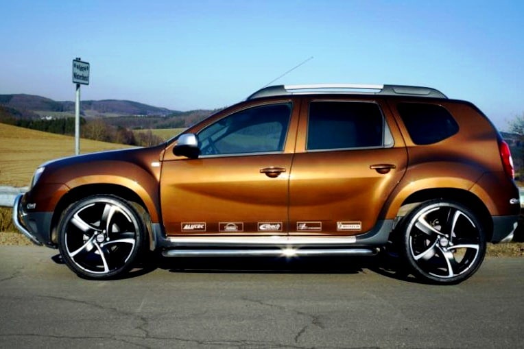 Dacia Duster Tuning Eibach Giacuzzo otomobil arşiv görseli