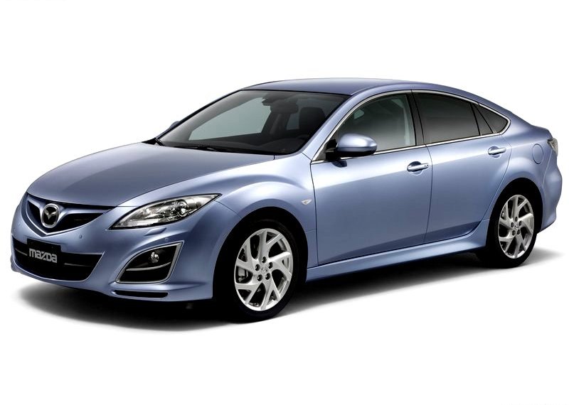 Mazda 6 ikinci nesil sedan dış tasarım görünümü