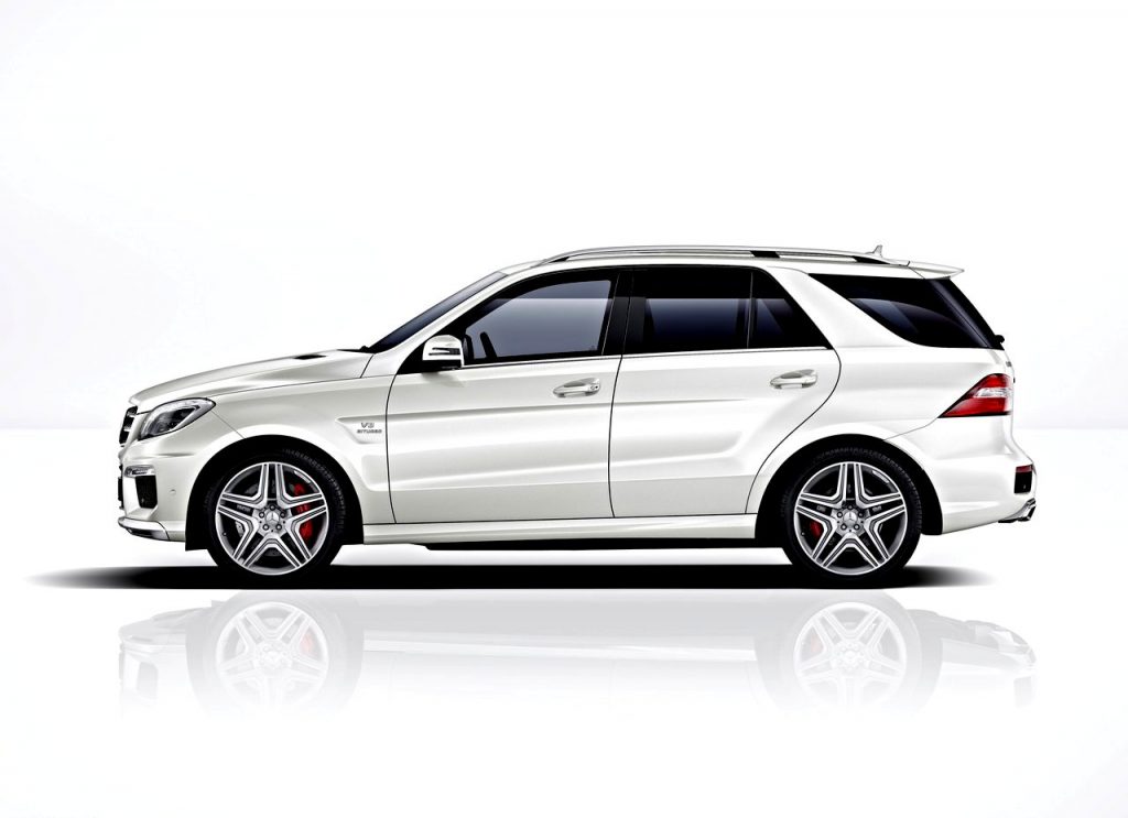 Mercedes Ml 63 AMG Tuning otomobil arşiv görseli