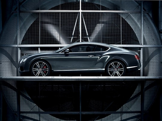 Bentley Continental GT V8 otomobil arşiv görseli