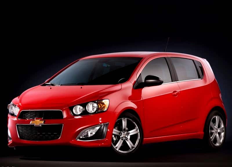 Chevrolet Sonic RS kırmızı ön görünümü