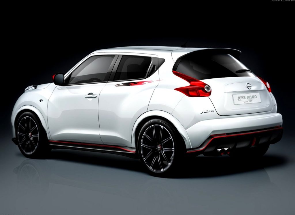 Nissan Juke Nismo Concept arka üç çeyrek görünümü