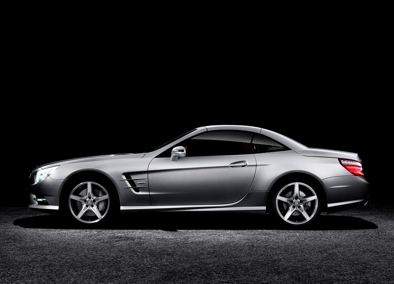 Mercedes-Benz SL 350 kapalı vario tavan yan profil