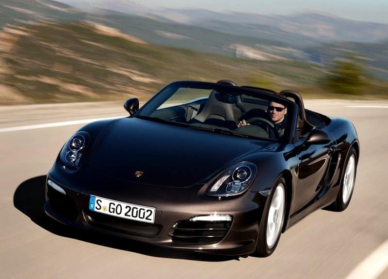 Porsche Boxster 981 hareket halinde önden görünüm