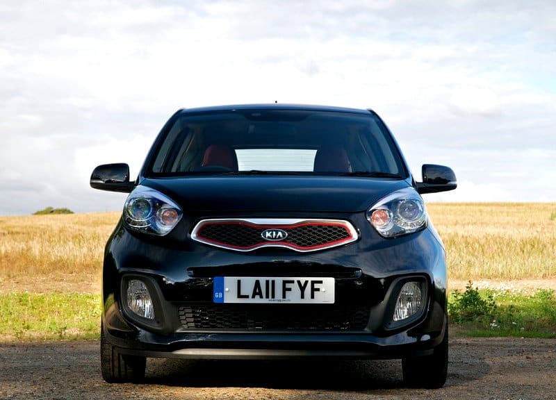 Kia Picanto üç kapılı önden görünüm