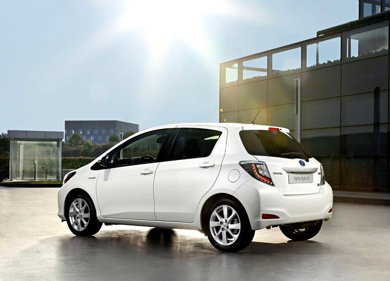 2013 Toyota Yaris Hybrid otomobil arşiv görseli