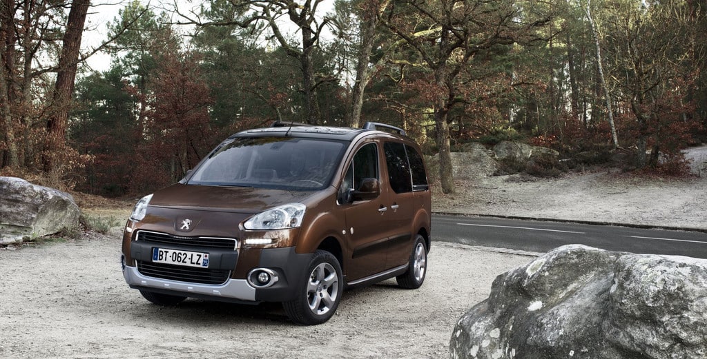 2013 Peugeot Partner Tepee Facelift otomobil arşiv görseli