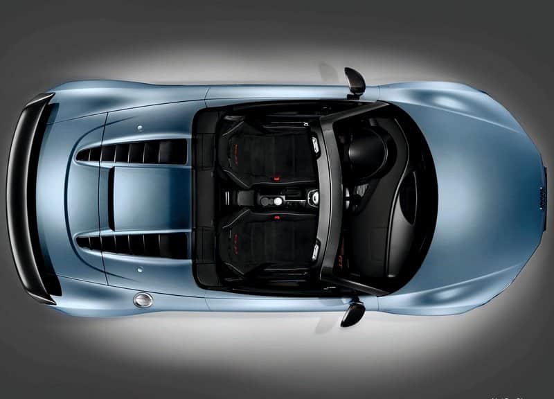 R8 GT Spyder yan gövde görünümü