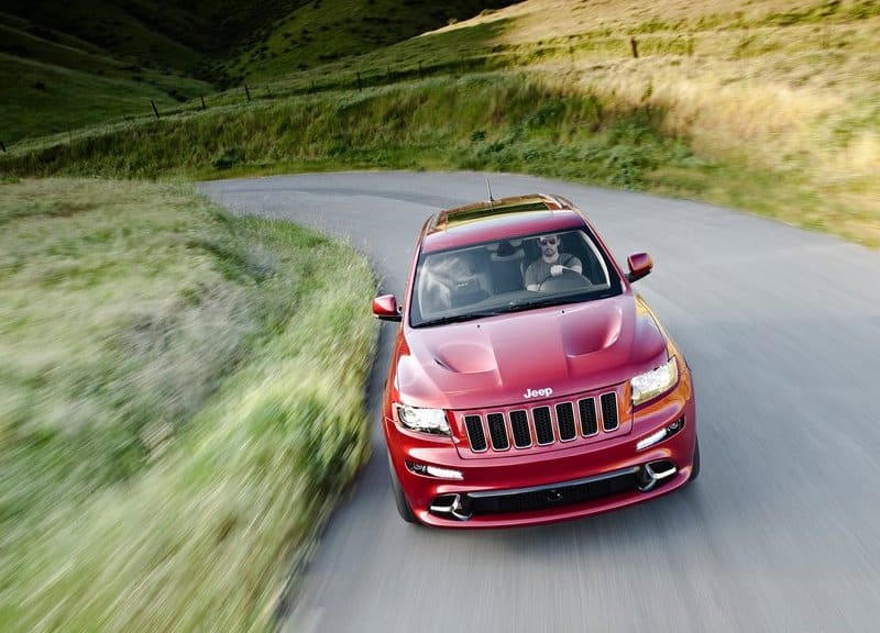 Jeep Grand Cherokee Srt8 otomobil arşiv görseli
