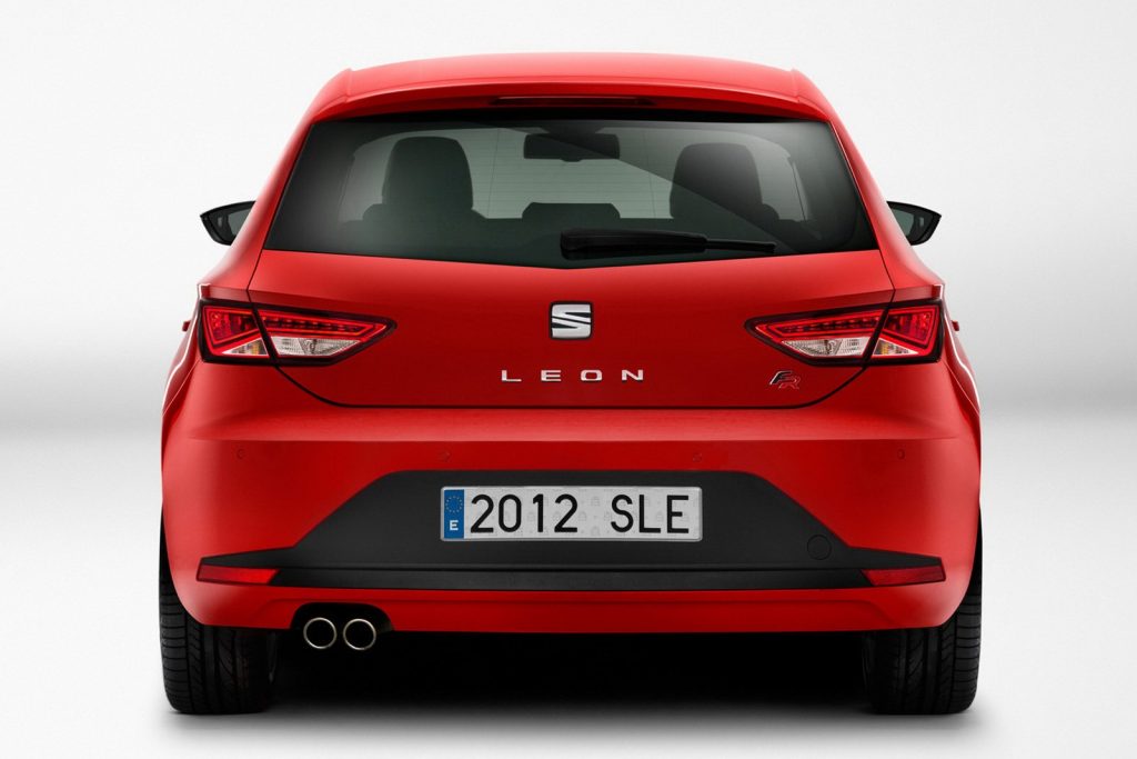 Seat Leon FR arka üç çeyrek tasarımı