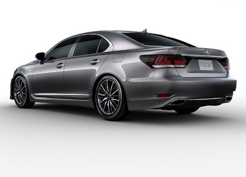 2013 Lexus LS 460 F Sport beyaz gövde ön çapraz görünüm