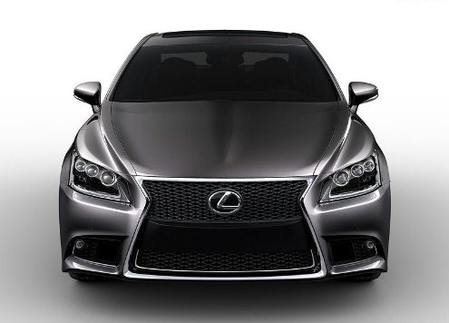 Lexus LS 460 F Sport beyaz gövde arka görünüm