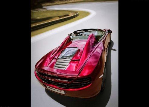 McLaren 12C Spider arka üç çeyrek görünüm