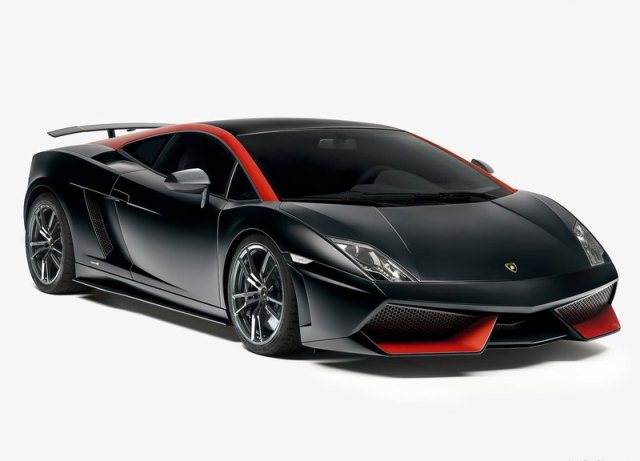 Lamborghini Gallardo LP 570-4 Edizione Tecnica ön görünümü