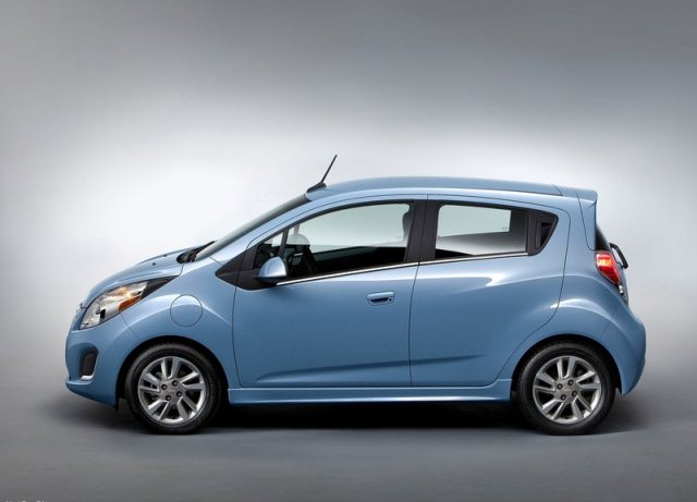 2014 Chevrolet Spark Ev otomobil arşiv görseli