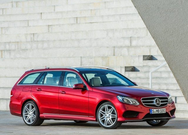 2014 Mercedes Benz E-Class Estate otomobil arşiv görseli