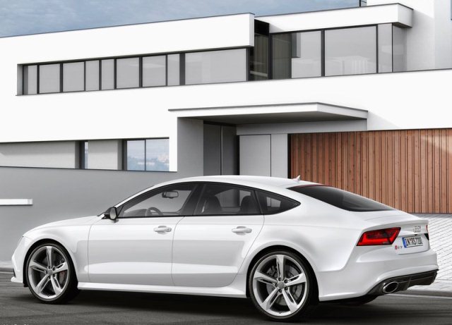 2014 Audi RS 7 Sportback arka görünüm
