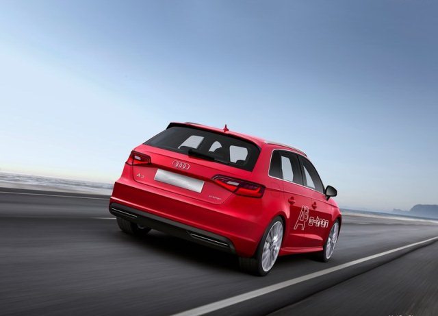 Audi A3 e-tron profil görünümü