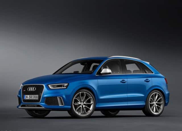 Audi RS Q3 mavi gövde yan profil