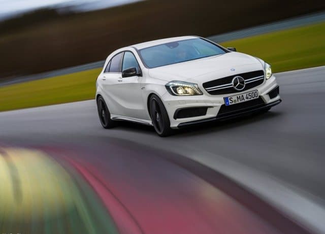 A 45 AMG arka tampon ve difüzör