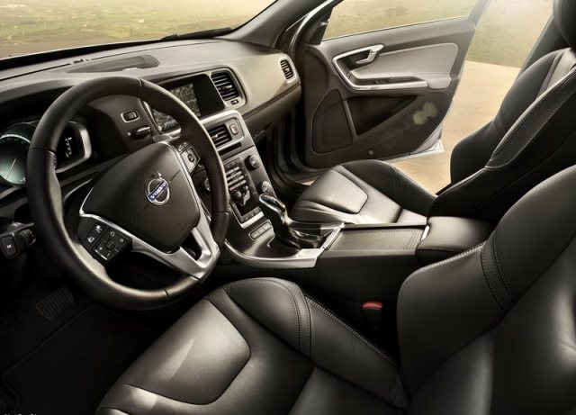 Volvo S60 arka bölüm tasarımı