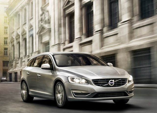 Volvo V60 gövde çizgileri