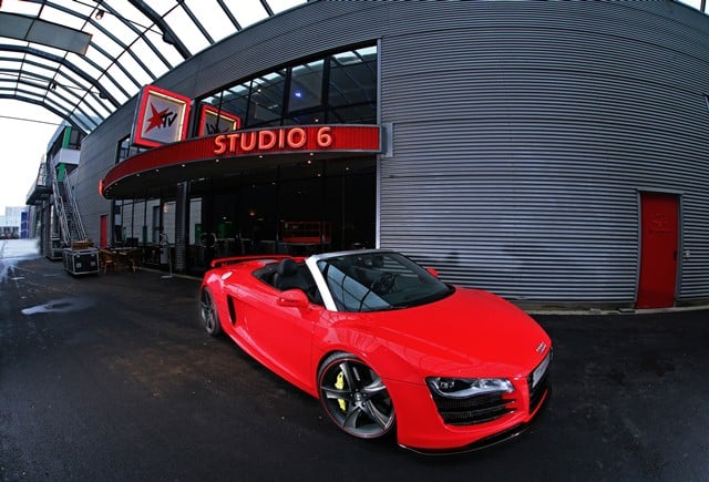 Audi R8 Spyder Sport-Wheels yan görünüm