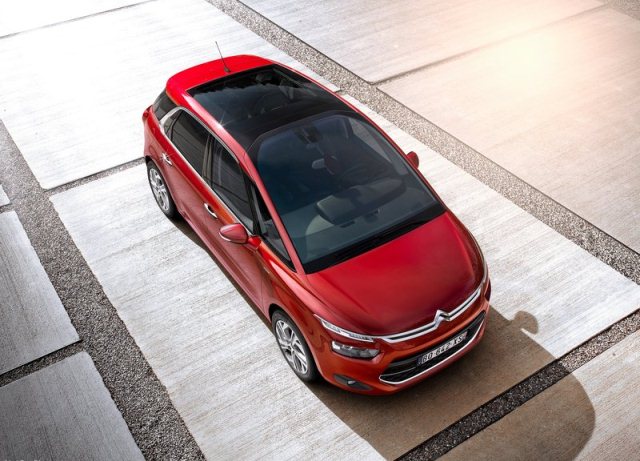 Citroen C4 Picasso üstten görünümü