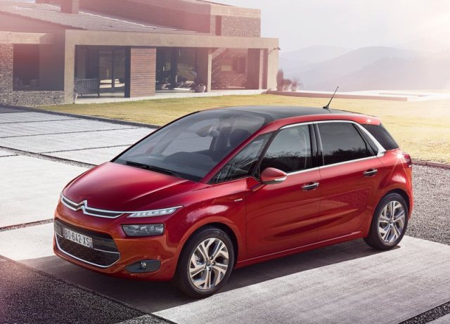 Citroen C4 Picasso ön görünümü