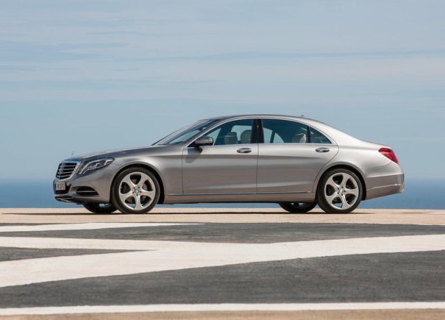 Mercedes-Benz S-Class W222 arka bölüm tasarımı