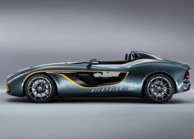 Aston Martin CC100 açık kokpit ve yan profil