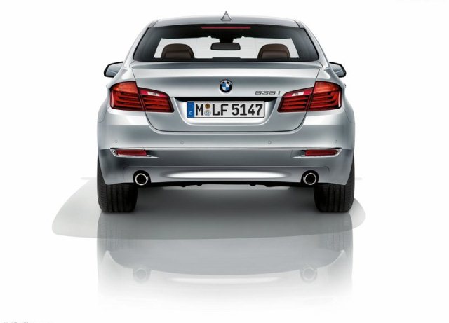 BMW 5 Series sedan arka tasarım