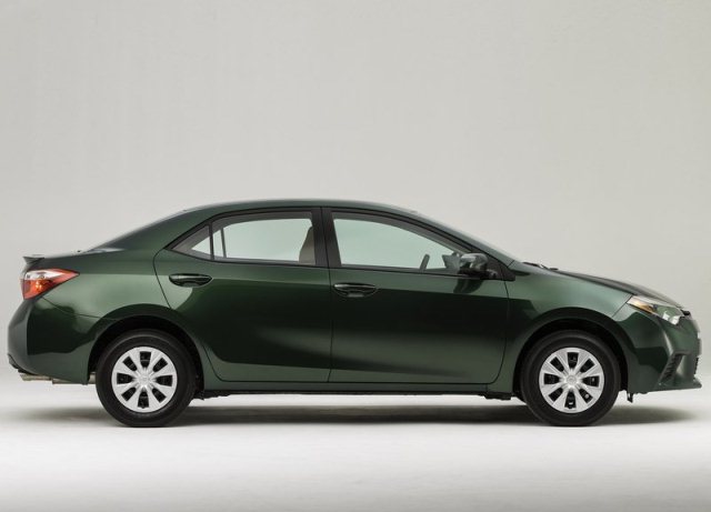Toyota Corolla yeşil gövde seçeneği