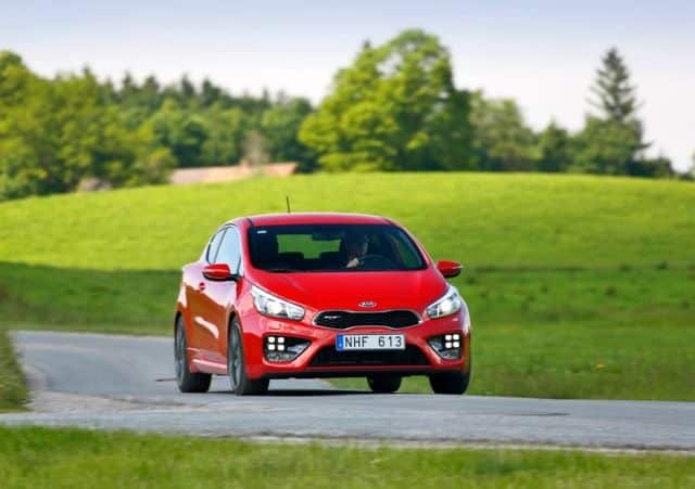 Kia pro ceed GT ön bölüm yakın görünümü