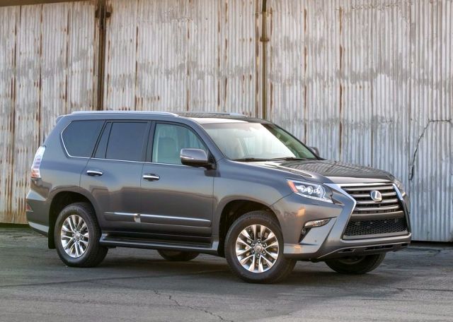 Lexus GX 460 ön tasarım detayı