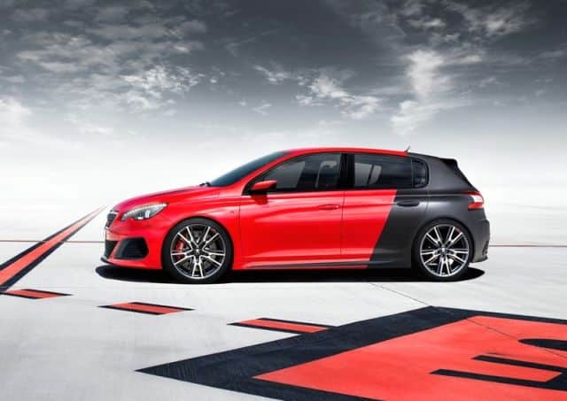 Peugeot 308 R Concept ön çapraz görünüm