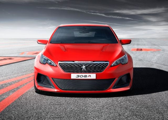 Peugeot 308 R Concept yan ön görünüm