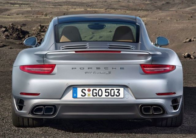 Porsche 911 Turbo S ön tasarım detayları