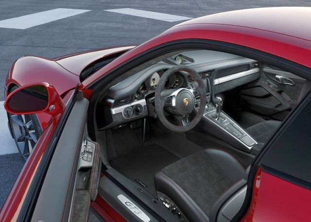 Porsche 911 GT3 iç mekan
