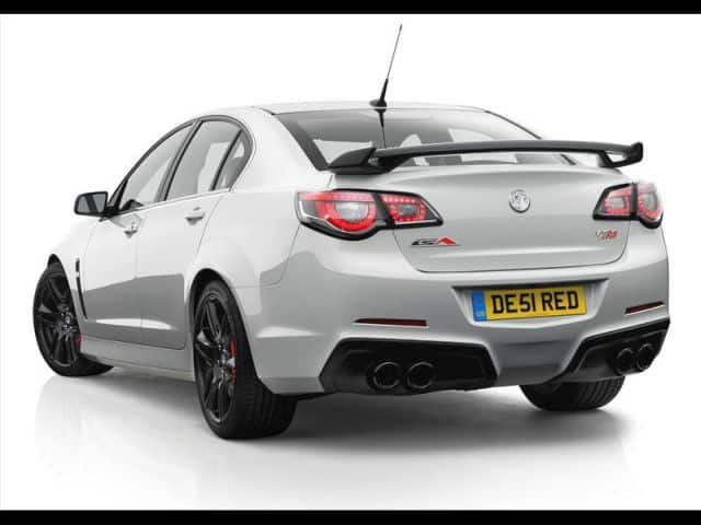 Vauxhall VXR8 GTS arka tasarımı ve egzoz çıkışları