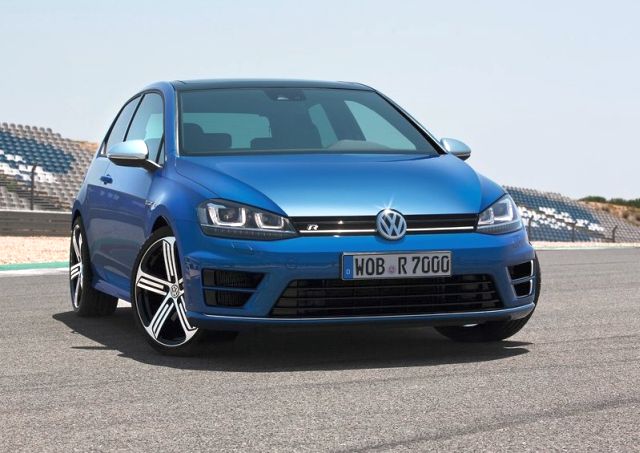 2014 VW Golf R ön görünüm