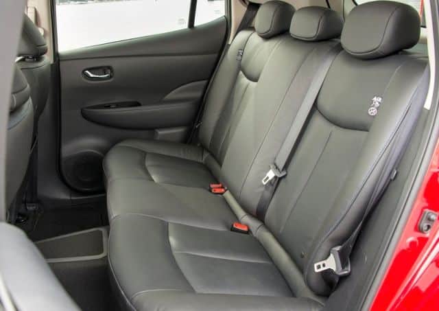 Nissan Leaf arka koltukları ve yolcu bölümü